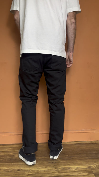 5 Pocket Jeans - Regular Taper  - BLACK RS66